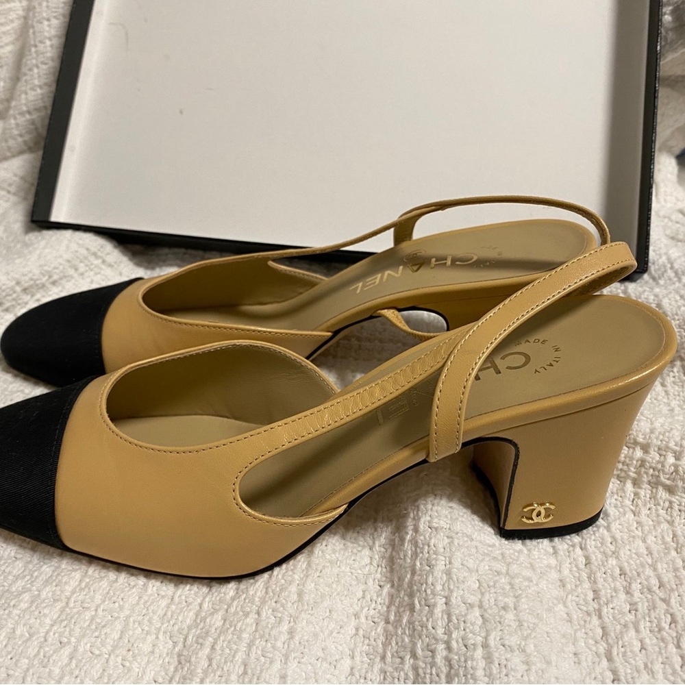 CHANEL Beige and Black Slingback Heels